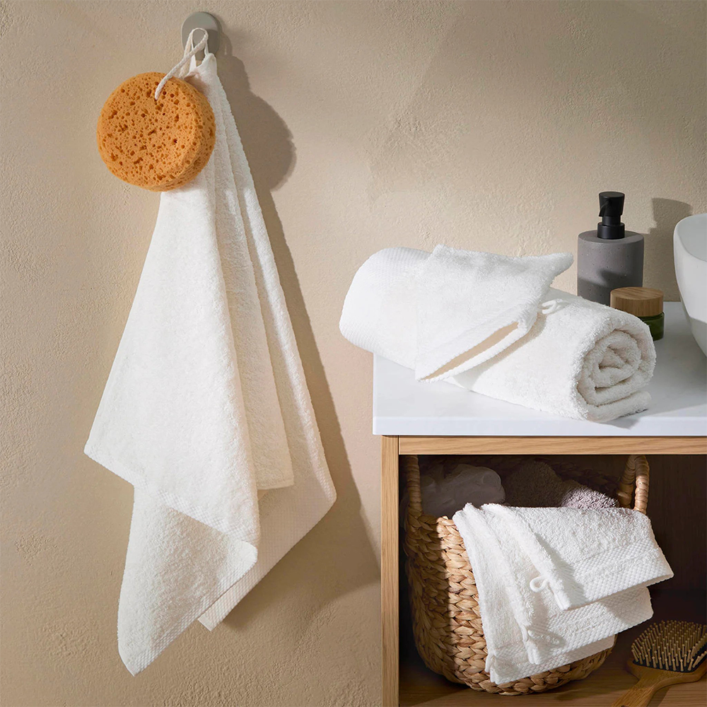White Luxury Hand Towel