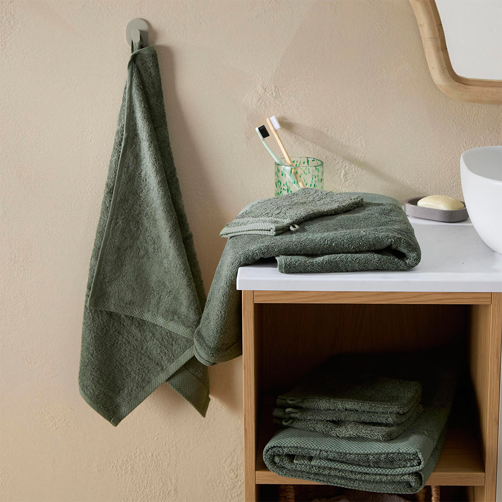 Laurel Green Luxury Hand Towel
